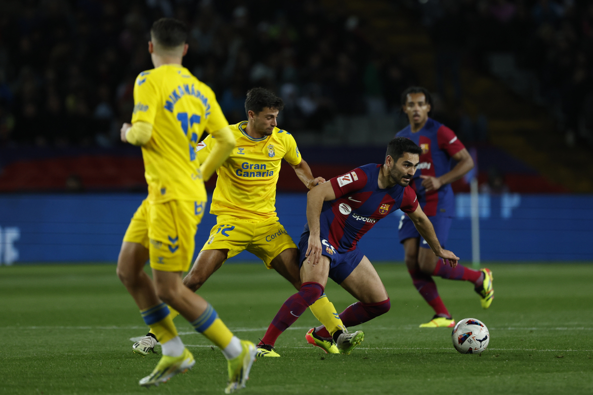 激烈对决的意思